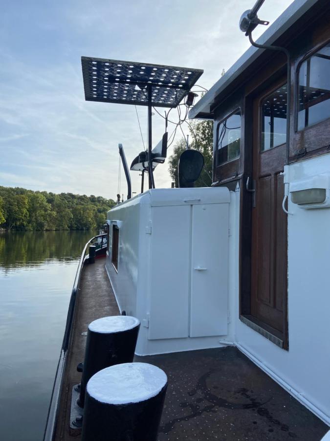 Studio Sur La Peniche Santa Julia A Chantilly Insolys Saint-Leu-d'Esserent Bagian luar foto